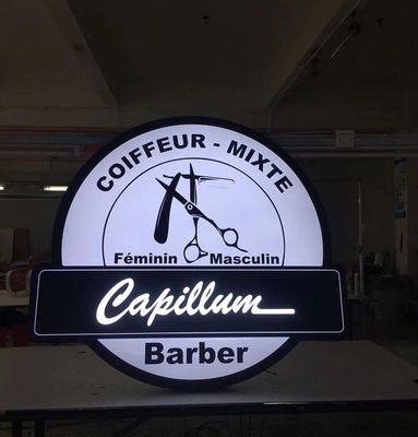 Caixa de luz de publicidade acrílica LED personalizada para painel de exibição externo