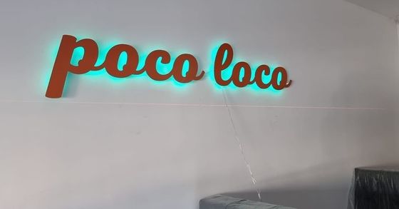 Tabela de iluminação LED de metal personalizada para interiores e exteriores