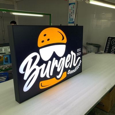Cartão de luz personalizado Marcador 3D sinal LED acrílico de publicidade Light Box para exterior