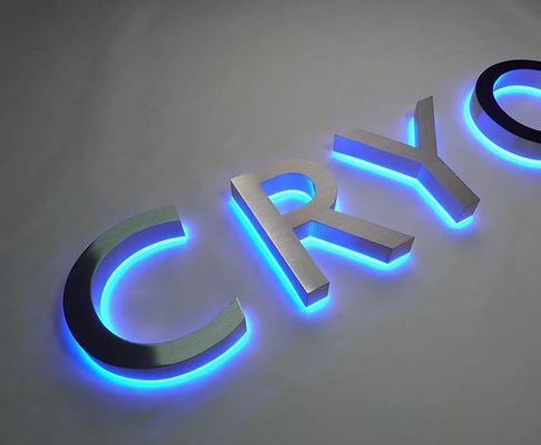 Sinalização 3D iluminada de metal personalizada com sinal de carta LED retroiluminado profissional