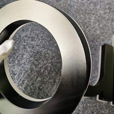 Sinalização de neve para o exterior Sinalização 3D de aço inoxidável com letras de parede de luz LED de metal personalizado