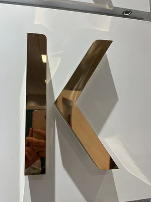 Sinalização exterior de tamanho personalizado Signos luminosos metálicos com letra de canal 3D