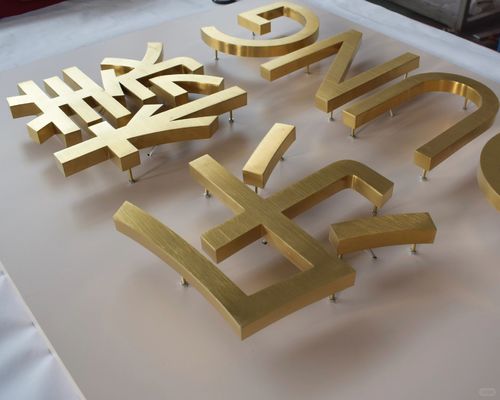 Outdoor 3D LED Billboard e Display Board Lâmpada de fundo de metal inoxidável Letras luminosas