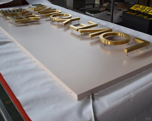 Outdoor 3D LED Billboard e Display Board Lâmpada de fundo de metal inoxidável Letras luminosas