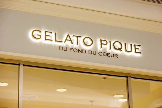 Logotipo de letras pequenas 3D Sinalização comercial acrílica para escritório e loja 12V Voltagem de entrada