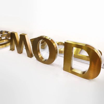 Logotipo de letras pequenas 3D Sinalização comercial acrílica para escritório e loja 12V Voltagem de entrada
