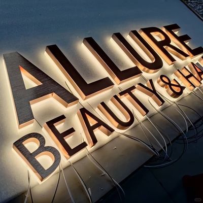 Sinalização LED 3D versátil para edifícios comerciais personalizados e publicidade interna / externa