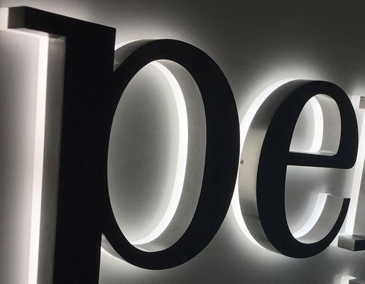 Sinalização LED de metal inoxidável para escritórios de restaurantes e edifícios comerciais personalizados ao ar livre