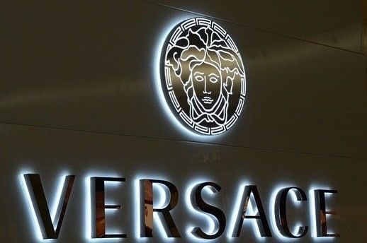 Snow Outdoor Signage Store Sign LED Letter Custom Metal Storefront Outdoor Front 3D Loja de negócios