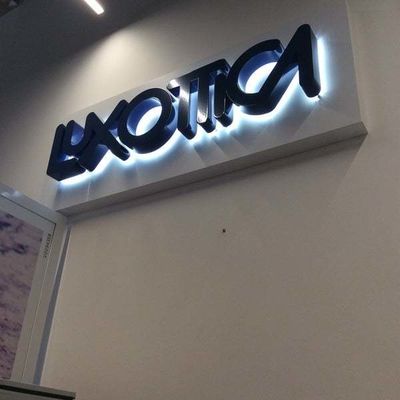Sinalização logotipo retroiluminado letras LED com luz branca suave e quente