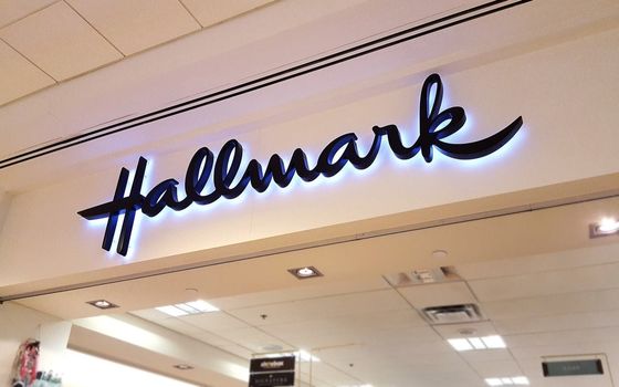 Sinalização logotipo retroiluminado letras LED com luz branca suave e quente
